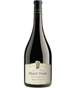 Neragora-Pinot-Noir-750-nobackground-680x1140.png