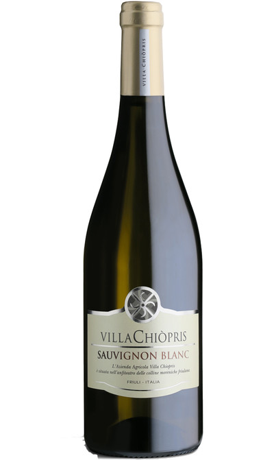 Villa-Chiopris-Sauvignon-blanc-nobackground-web-680x1140.png